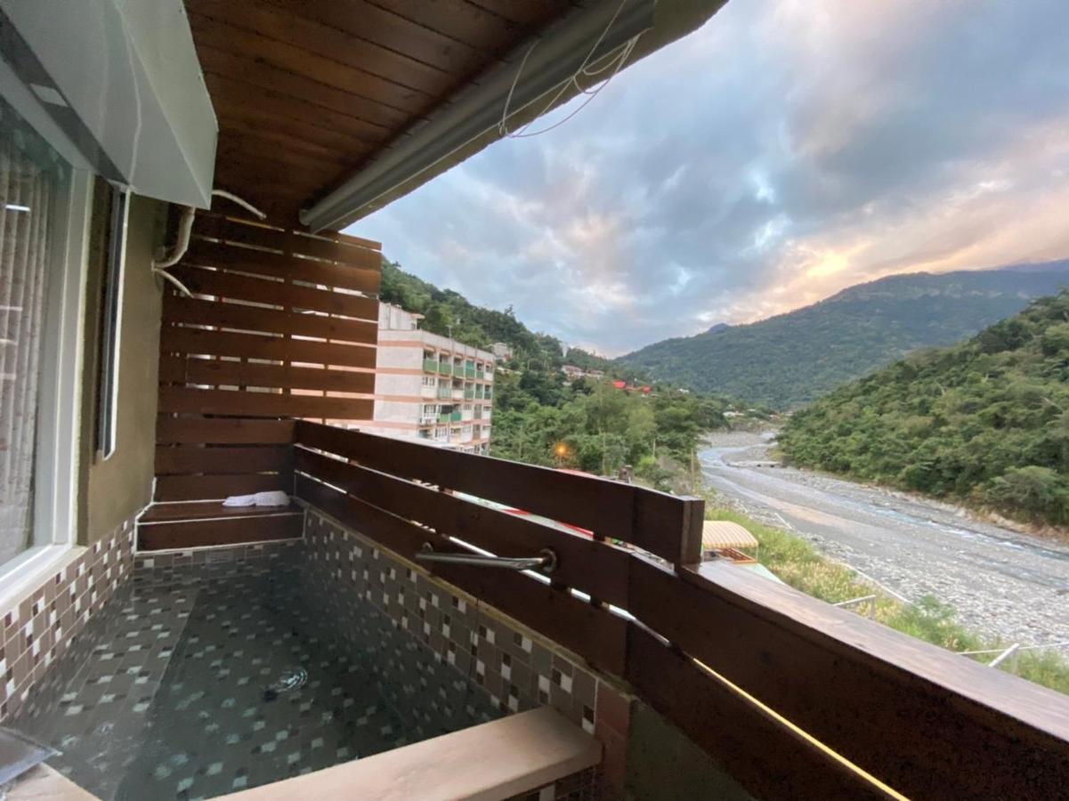 Cheng-Ping Hot Spring Inn Wenquan Екстериор снимка
